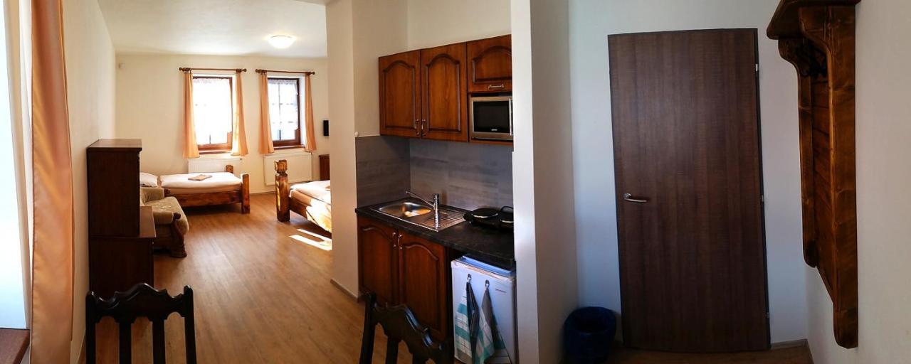 Apartmany Sachty Високе-над-Їзероу Екстер'єр фото