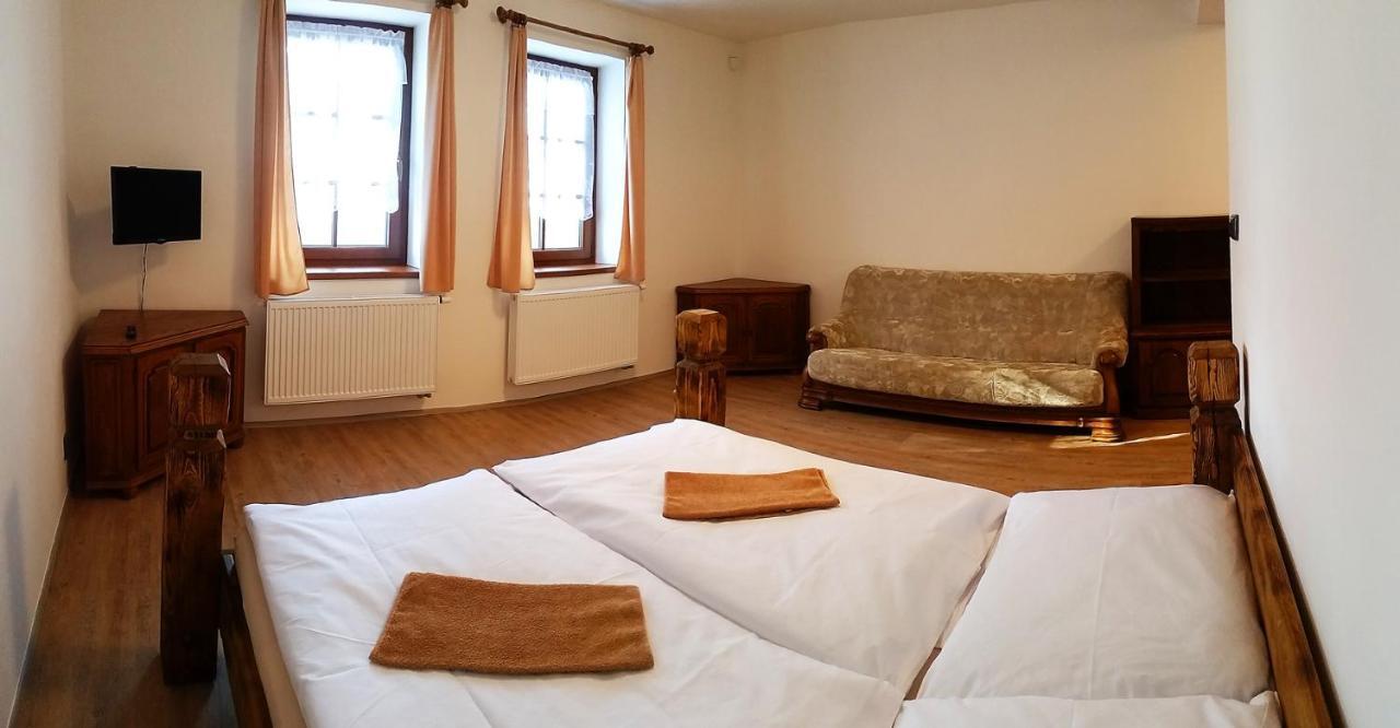 Apartmany Sachty Високе-над-Їзероу Екстер'єр фото