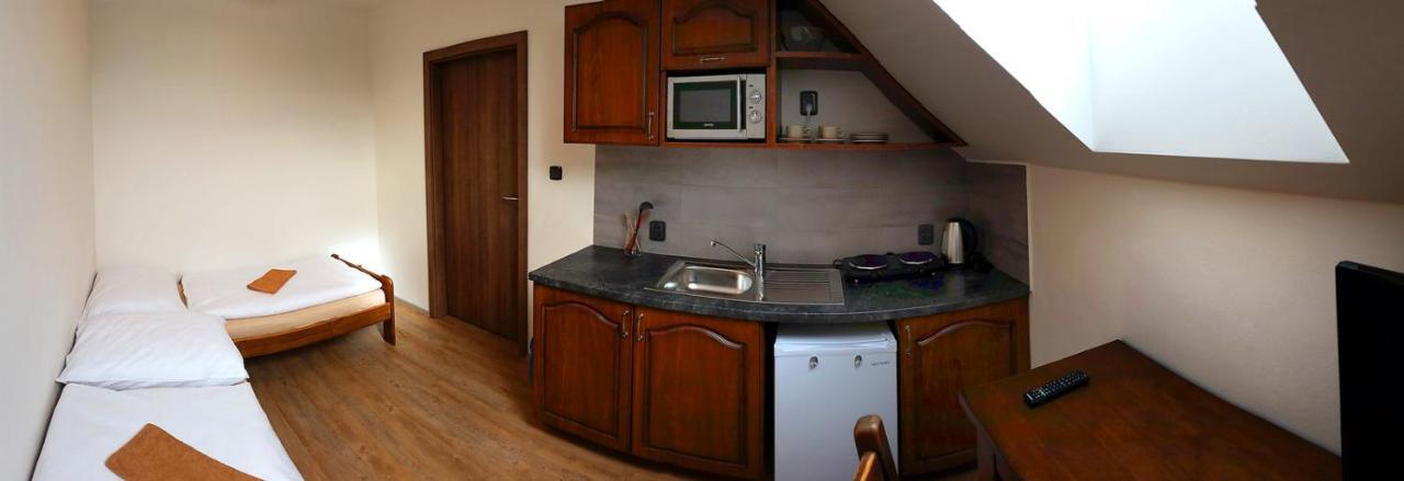 Apartmany Sachty Високе-над-Їзероу Екстер'єр фото